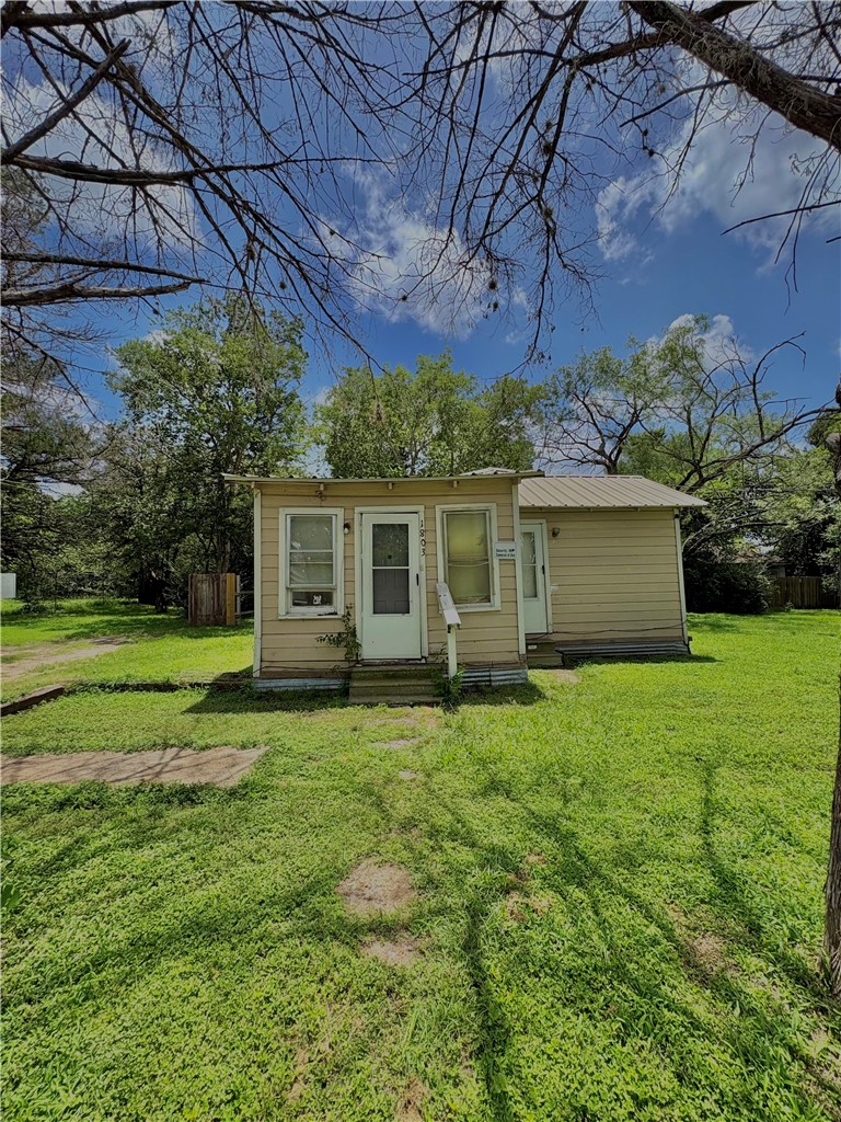 1803 West 18th Street — photo