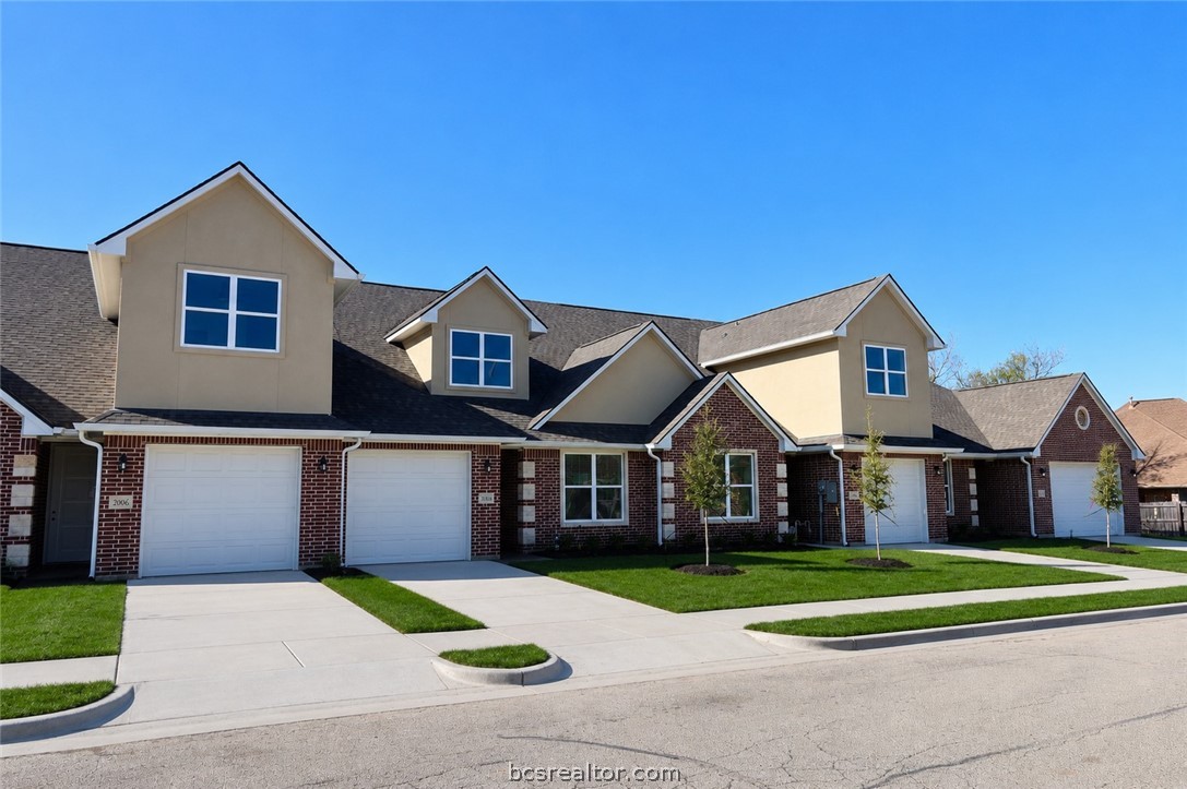 2006 Reagan Court — photo