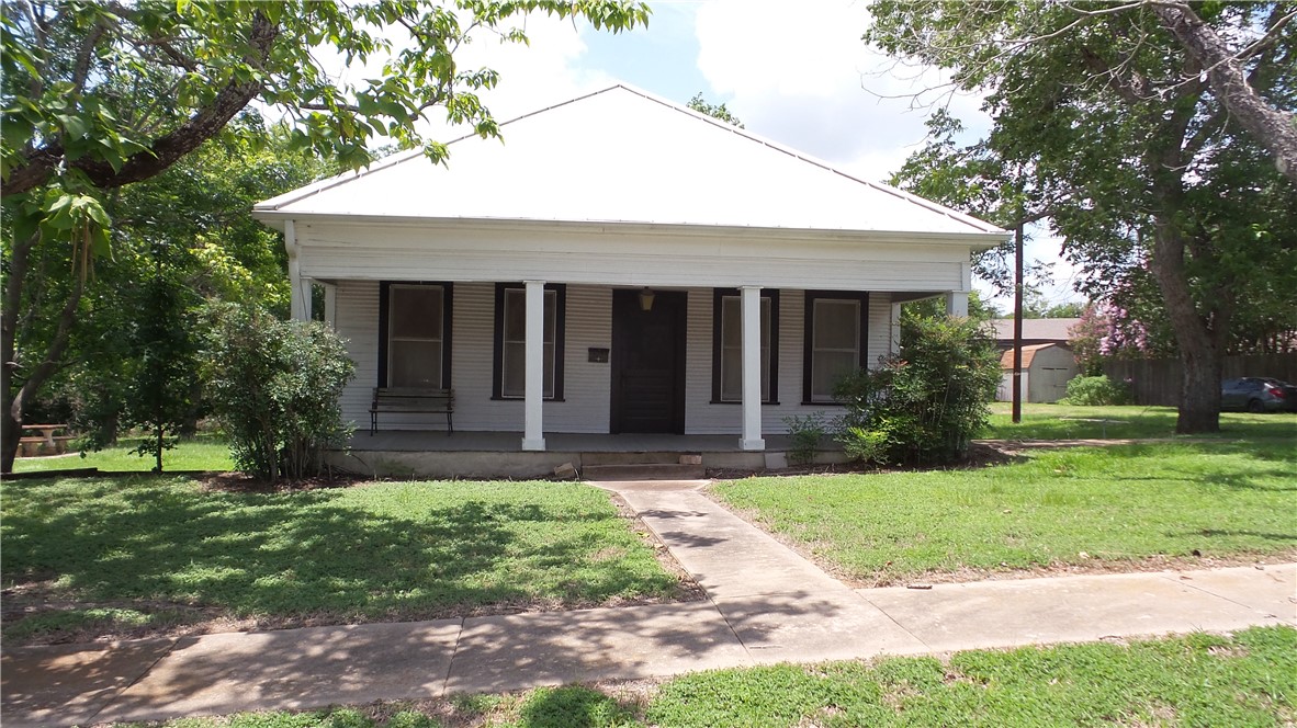 400 South Main Street — photo