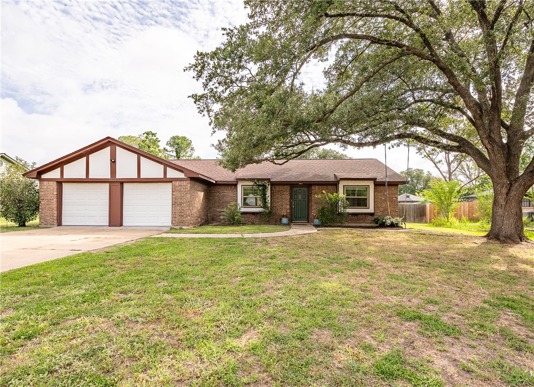 1803 Southwood Drive — photo