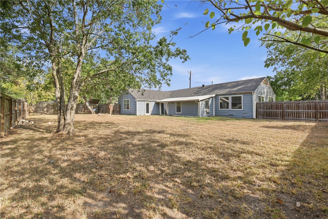 1401 E 29th Street, Bryan, TX 77802 — photo 2