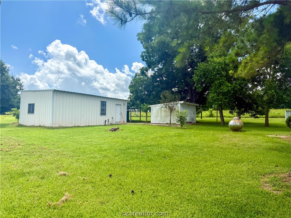 2433 County Road 409 — photo
