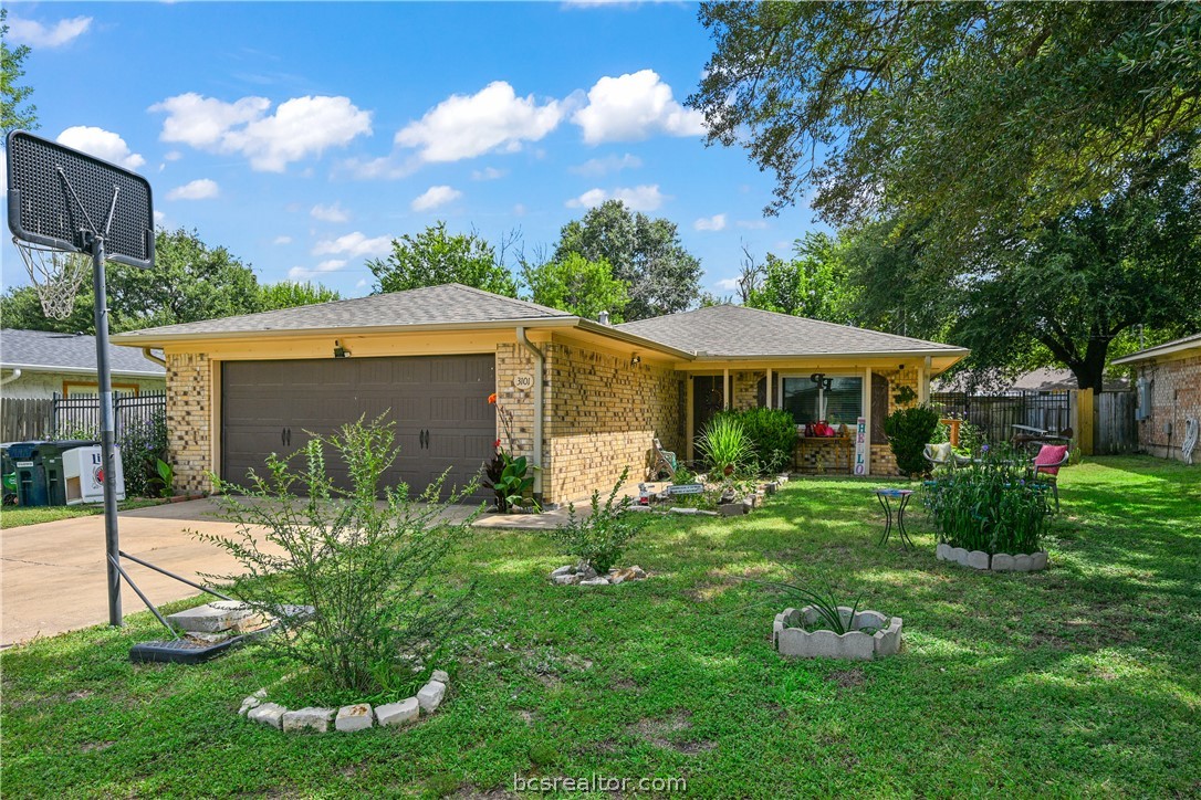 3101 Bluestem Drive — photo