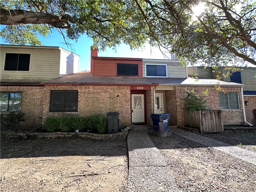 1342 Airline Drive — photo