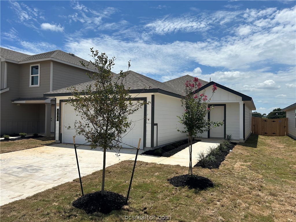 117 Mullins Drive — photo