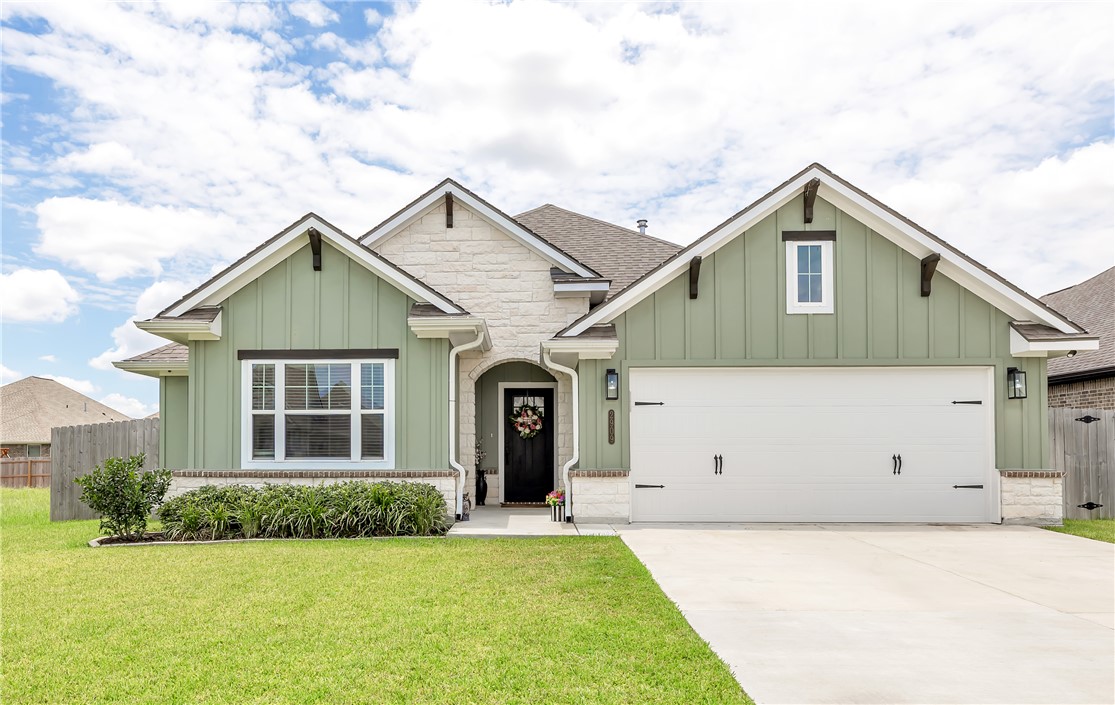 2909 Captain Court — photo