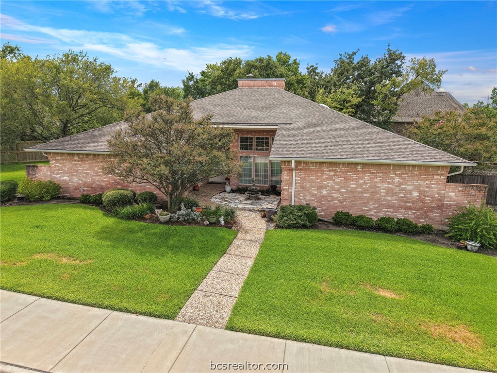 300 Chimney Hill Drive — photo