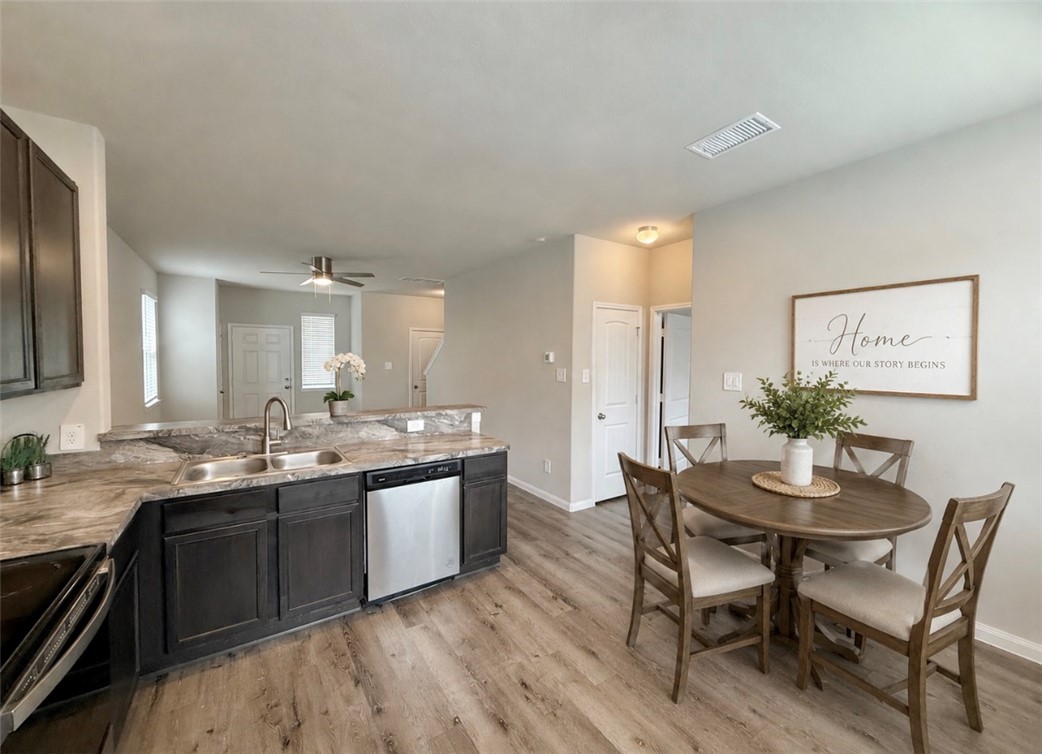 984 Rice, Bryan, TX 77803 — photo 2