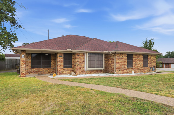 3727 Ravenwood Drive — photo