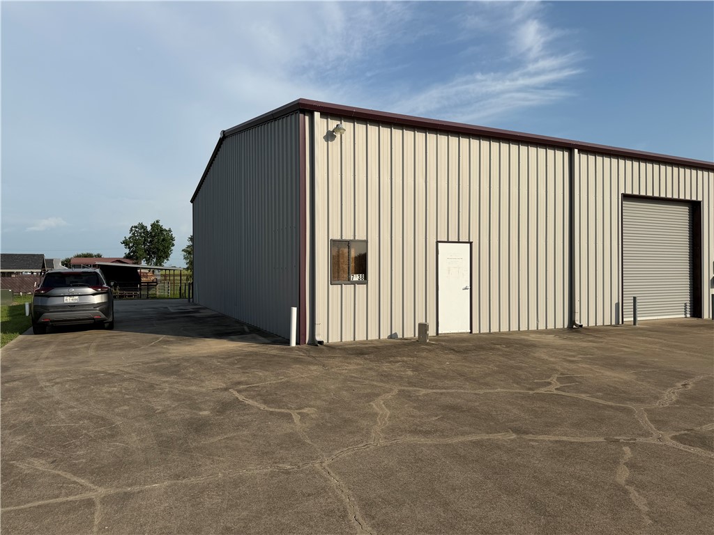 7038 Coyote Run Road — photo
