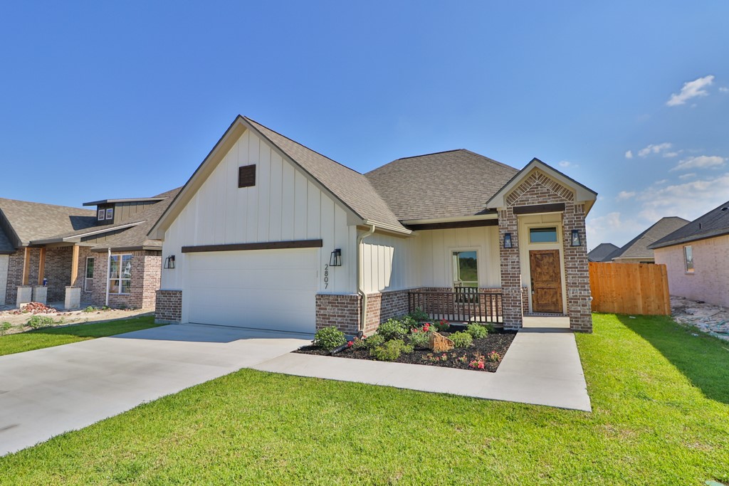 2807 Spector Drive — photo