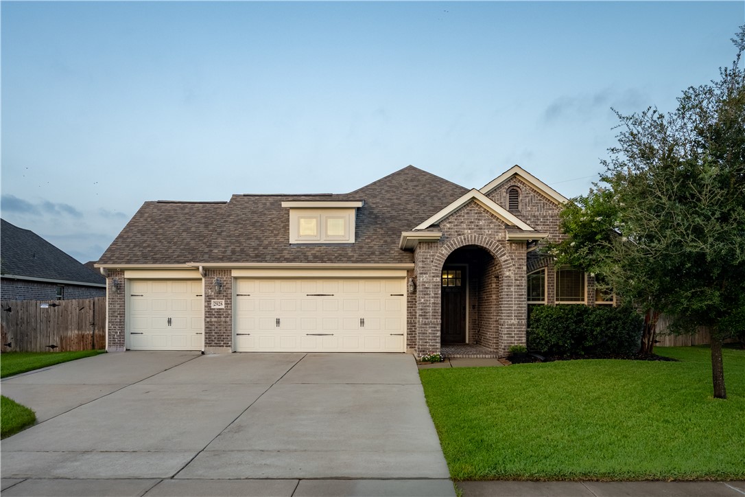 2928 Archer Drive — photo