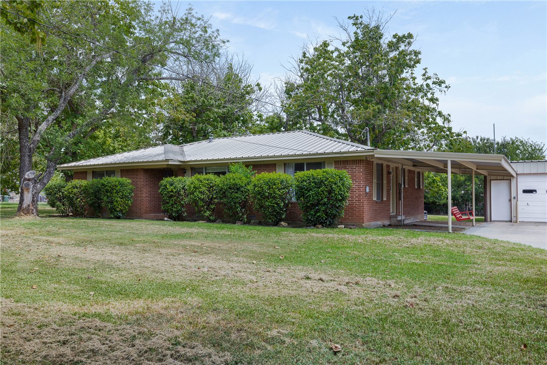 516 East Hunt Street — photo