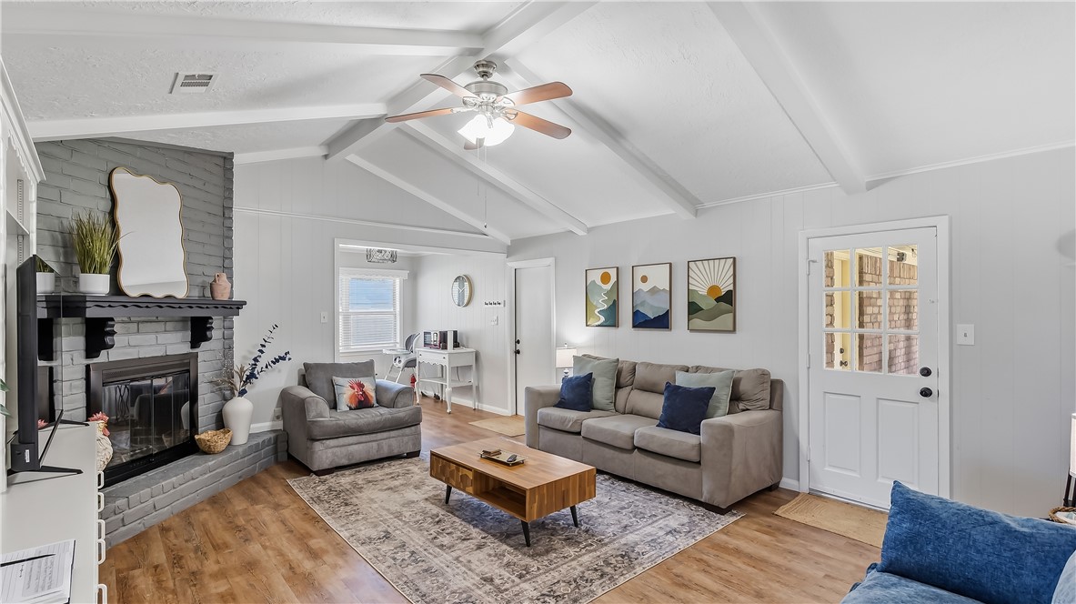 2401 Hillside Drive — photo