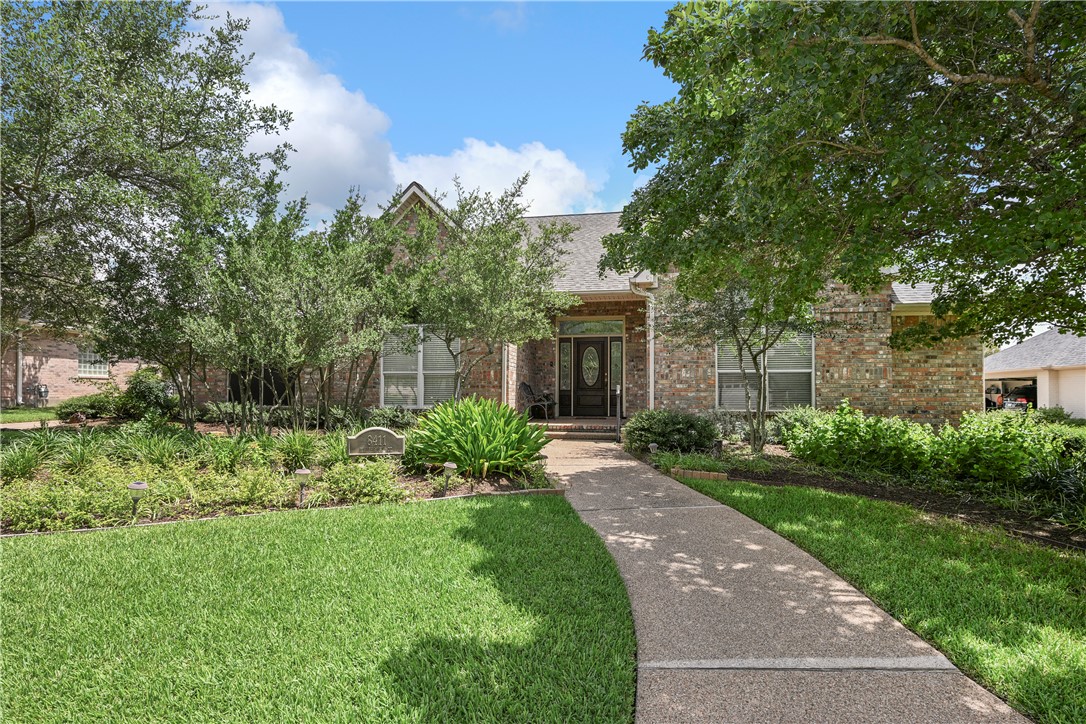 8411 Whiterose Court — photo