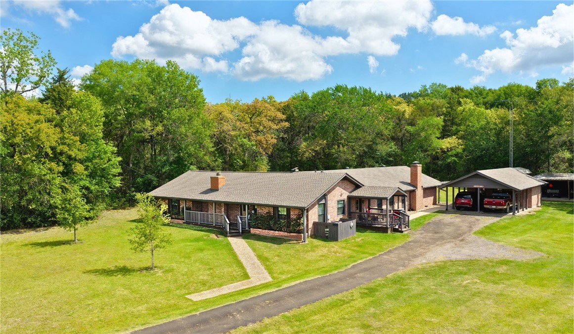 5916 Private Road 2003 (+/- 12 Acres) — photo
