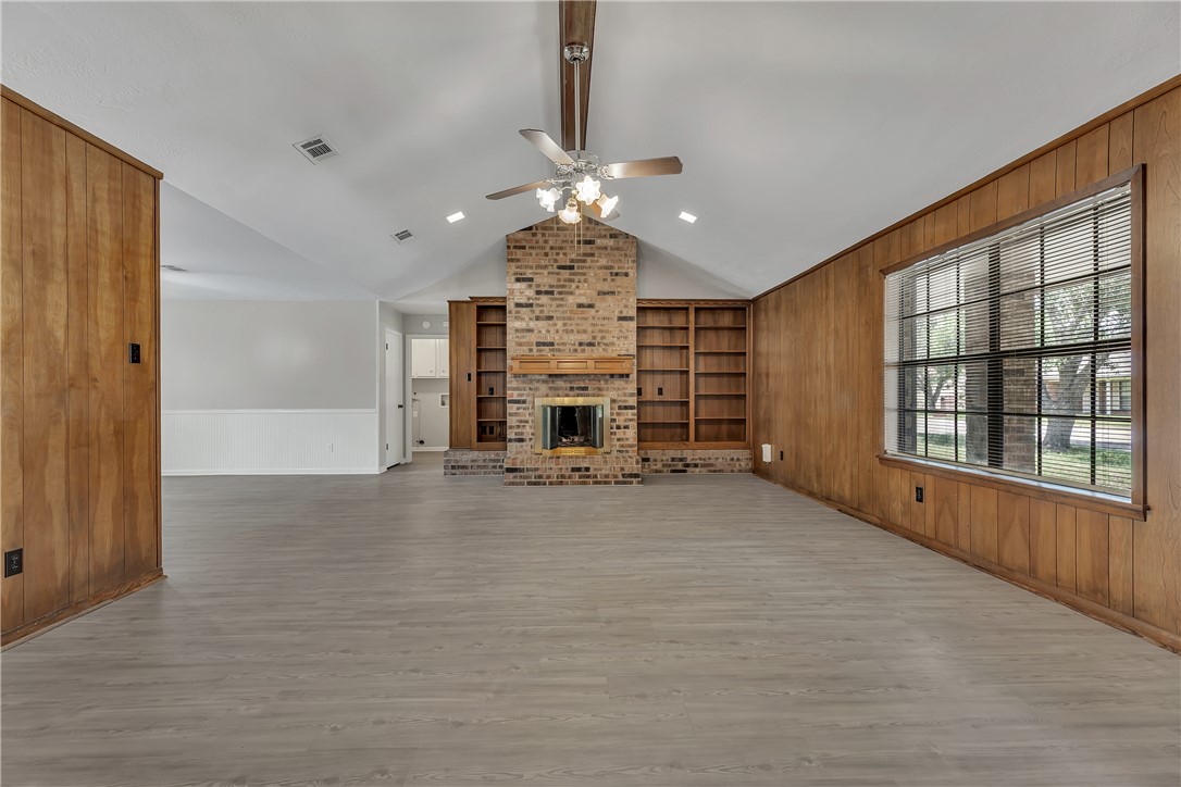 2312 Windsor Drive, Bryan, TX 77802 — photo 2