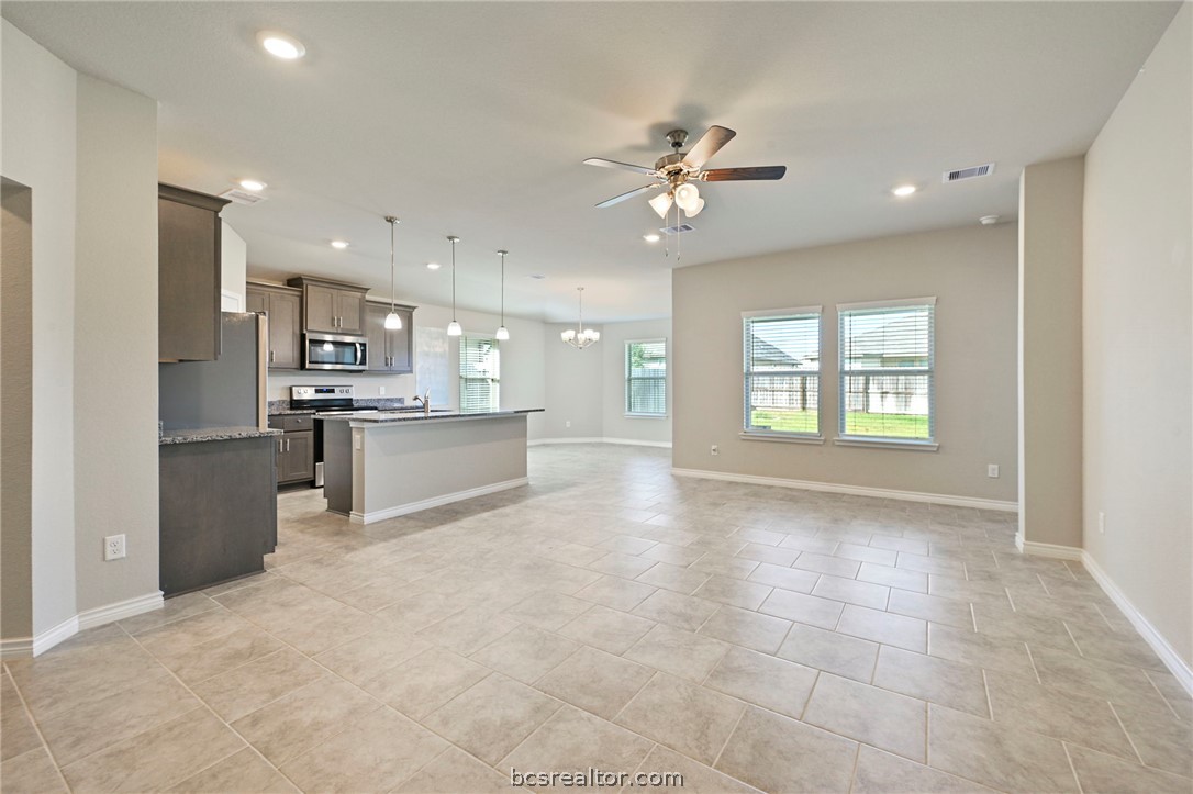 2115 Chief Street, Bryan, TX 77807 — photo 2