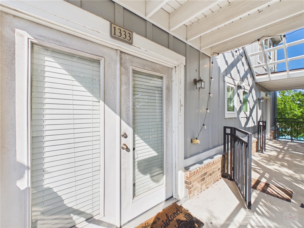 1725 Harvey Mitchell Parkway S 1333 — photo