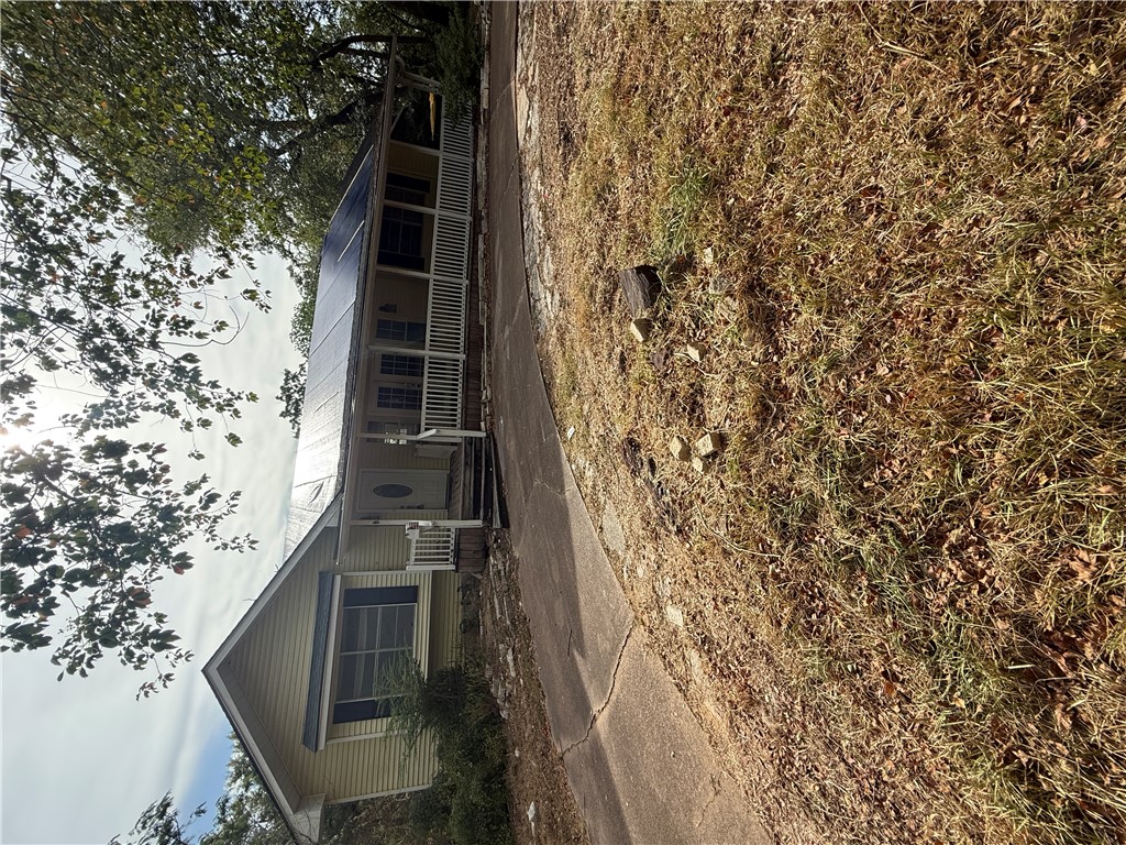 106 Post Oak — photo
