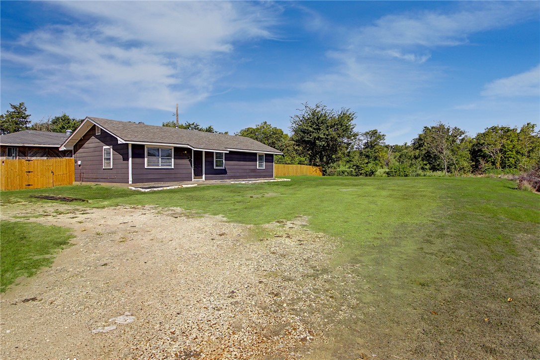 1314B Crennan Lane — photo