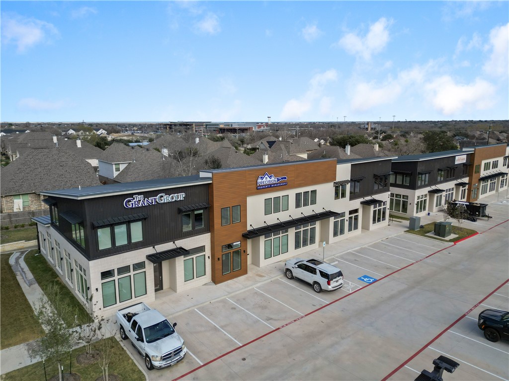 2800 Barron Road 201 — photo