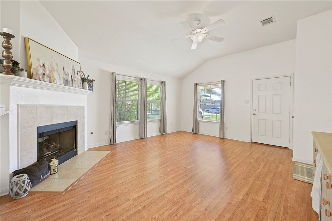 1029 Fallbrook Loop, College Station, TX 77845 — photo 3