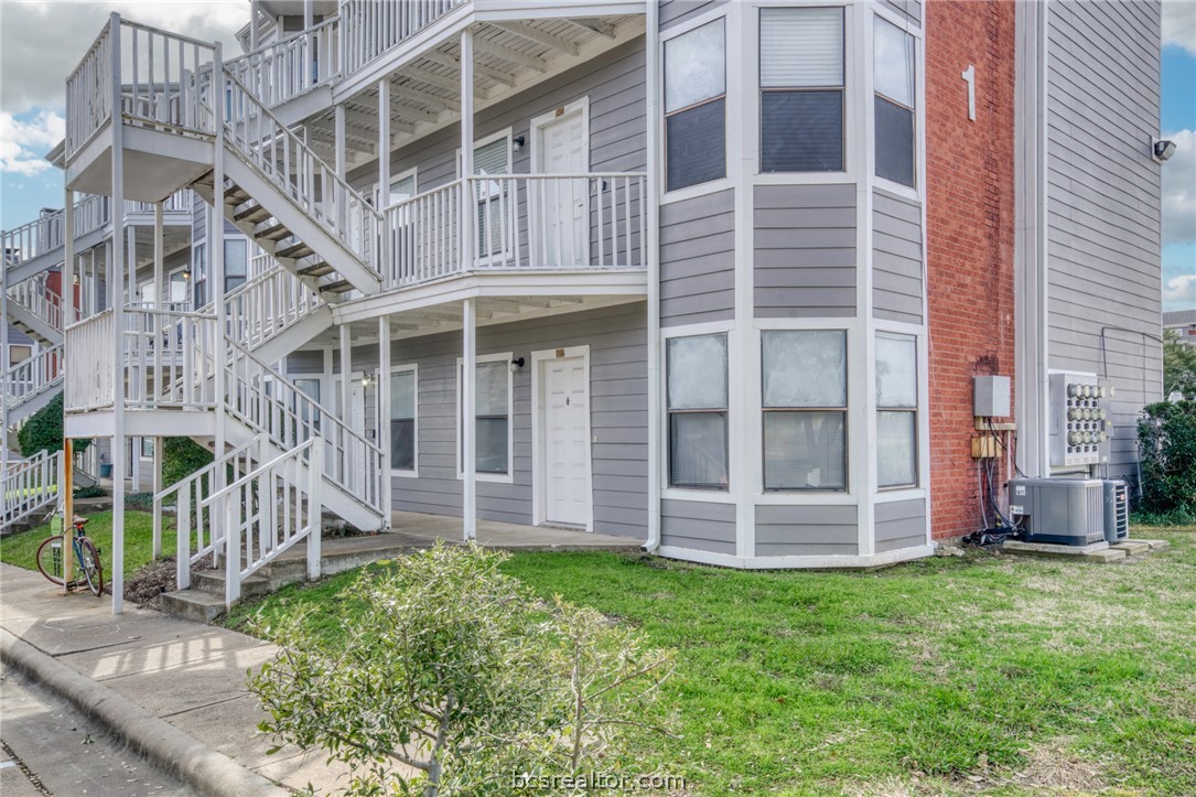 4441 Old College Road 1103 — photo