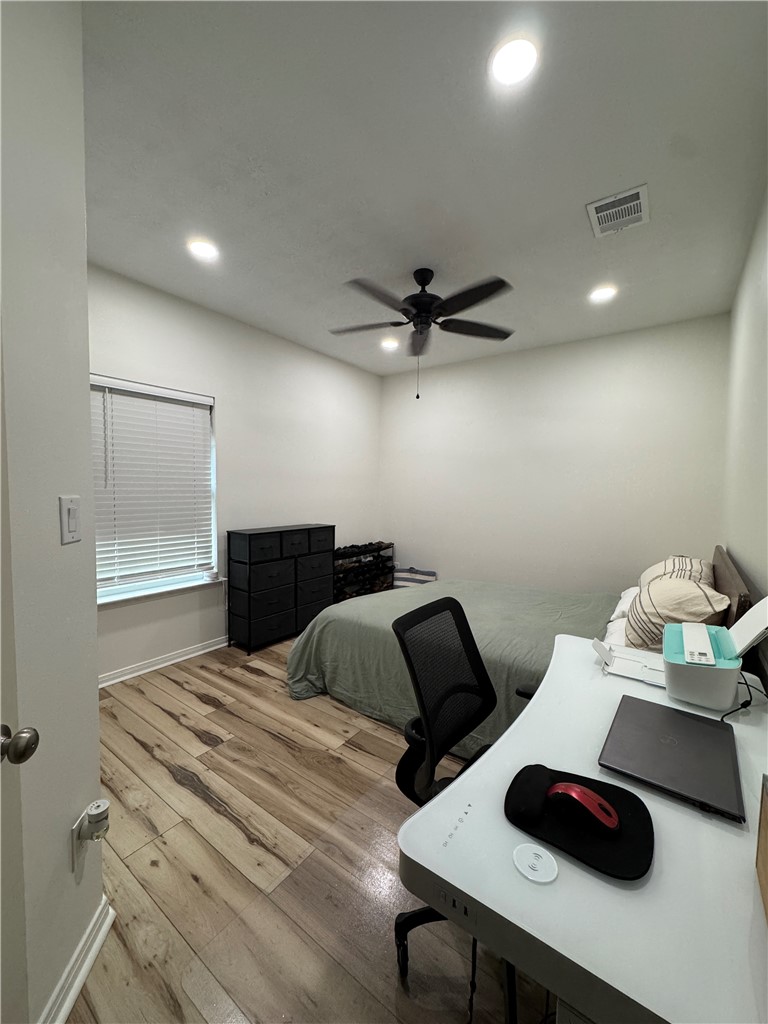 1803 Cornish Court, Bryan, TX 77801 — photo 3