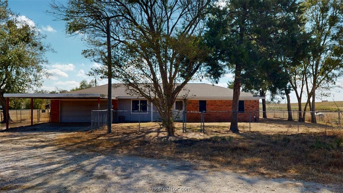 8251 West Sh-21 — photo
