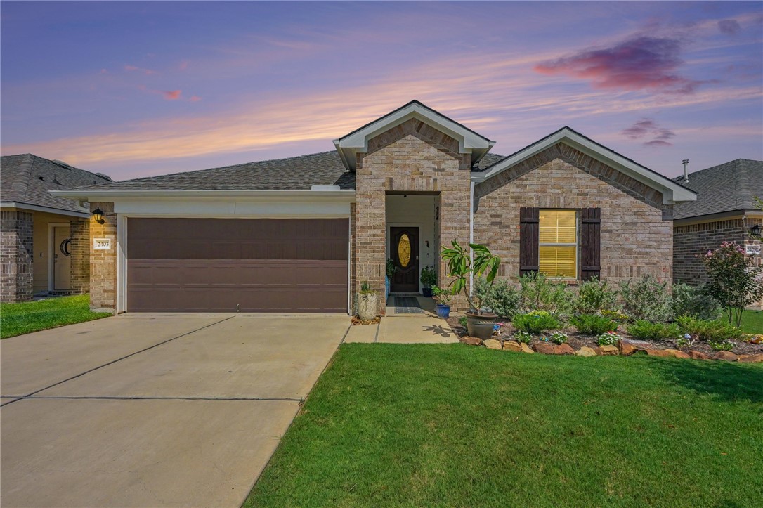 2403 Divot Lane — photo