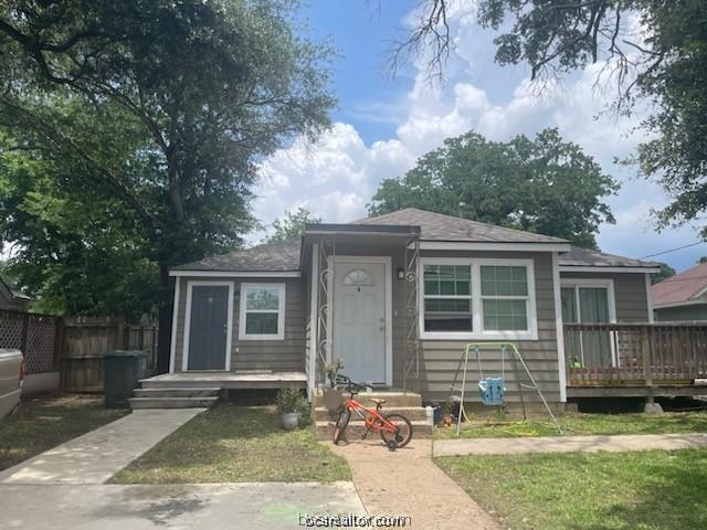 814 Mitchell Street B — photo