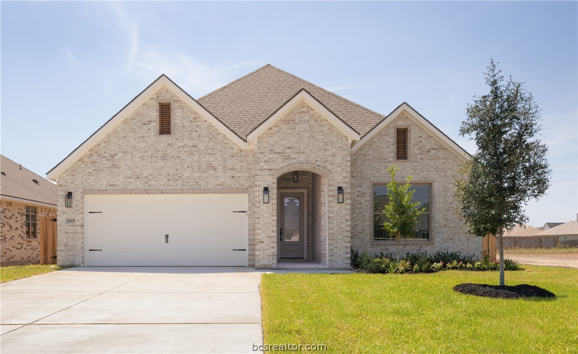 2819 Captain Drive — photo