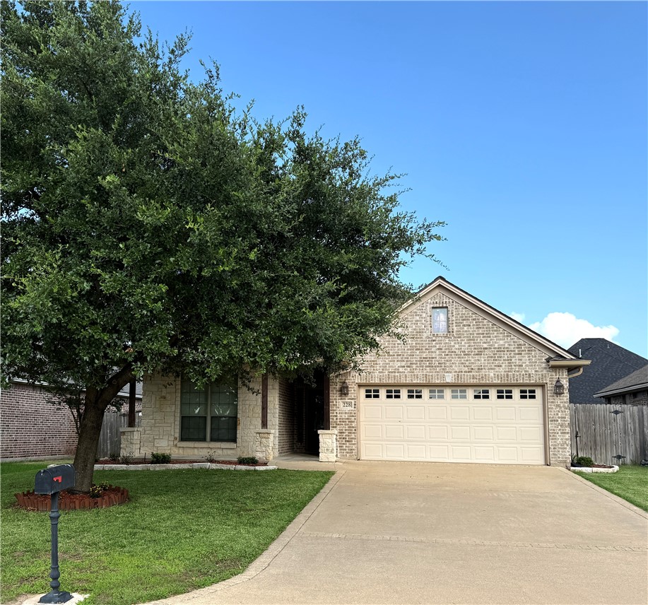 228 Passendale Lane — photo