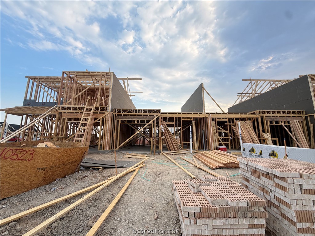 10523 Berry Branch Lane — photo
