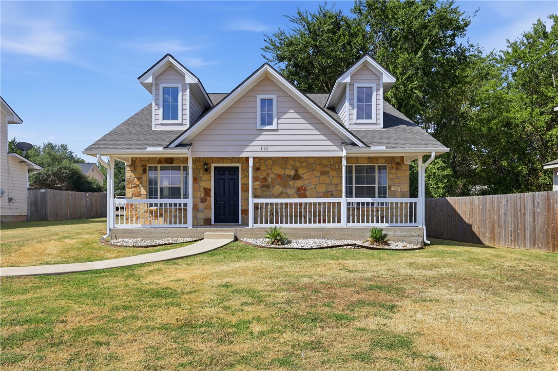 1720 Boardwalk Court — photo