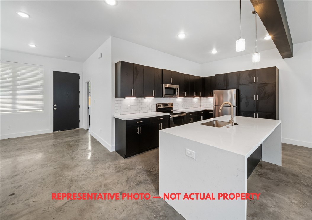 208 Tee Drive #A, Bryan, TX 77801 — photo 3
