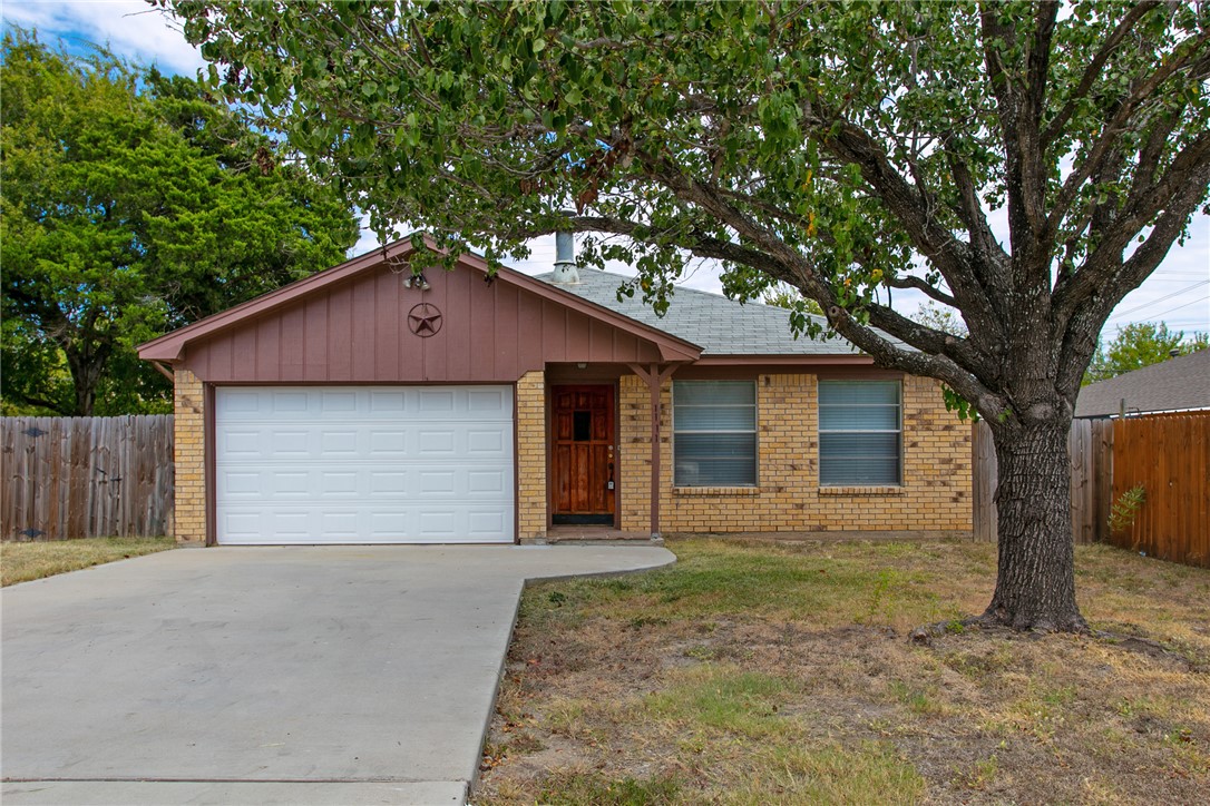1111 Braeswood Drive — photo