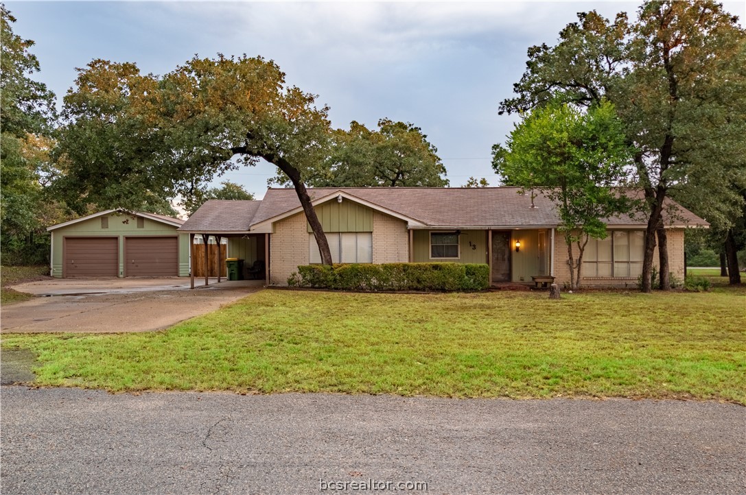 195 Gloccomora Lane — photo