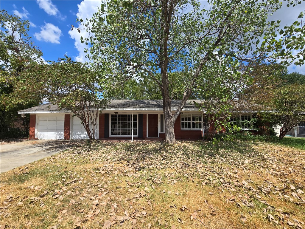 2303 Morningside Drive — photo