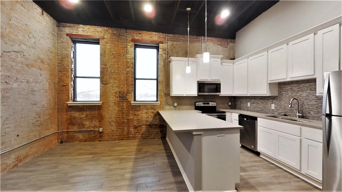 212 North Bryan 201 — photo