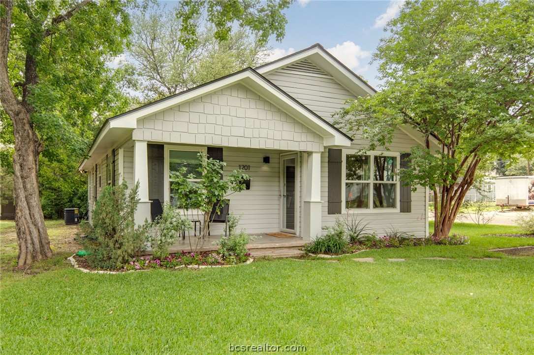 1201 E 30th Street, Bryan, TX 77802 — photo 2