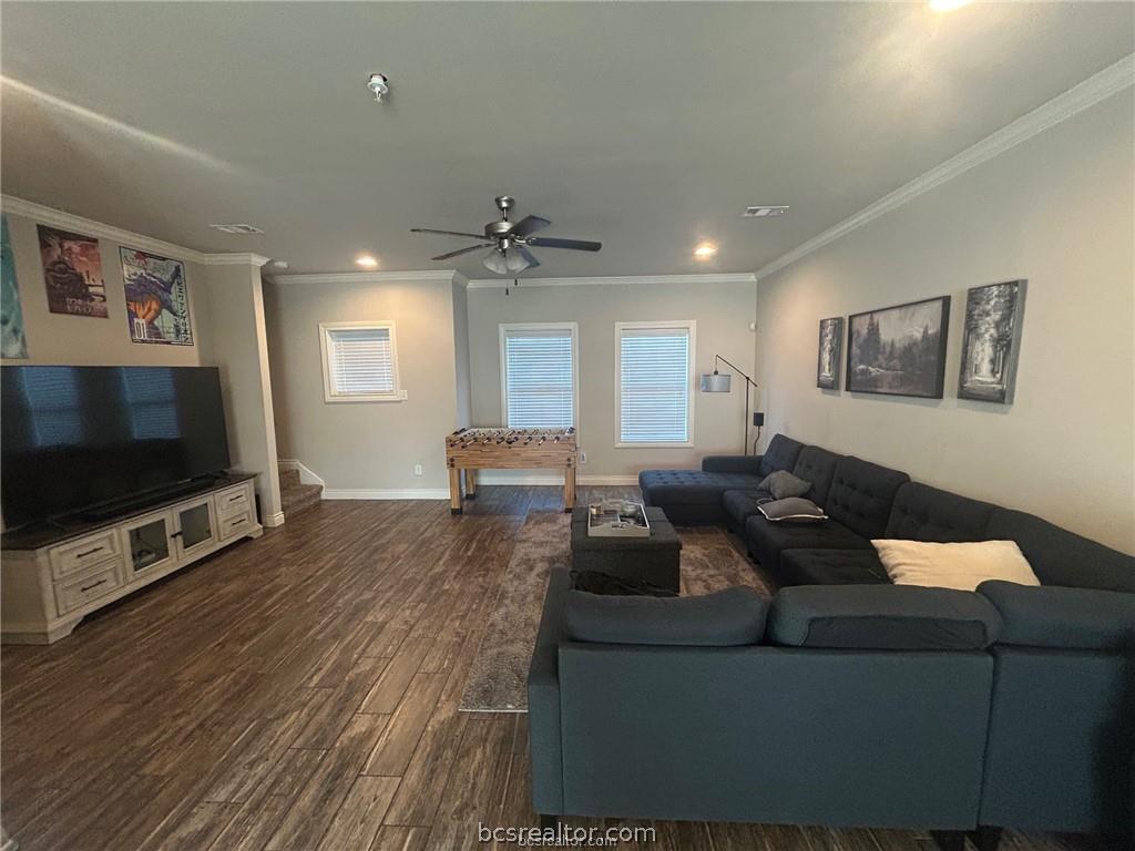 632 Clay, Bryan, TX 77801 — photo 3