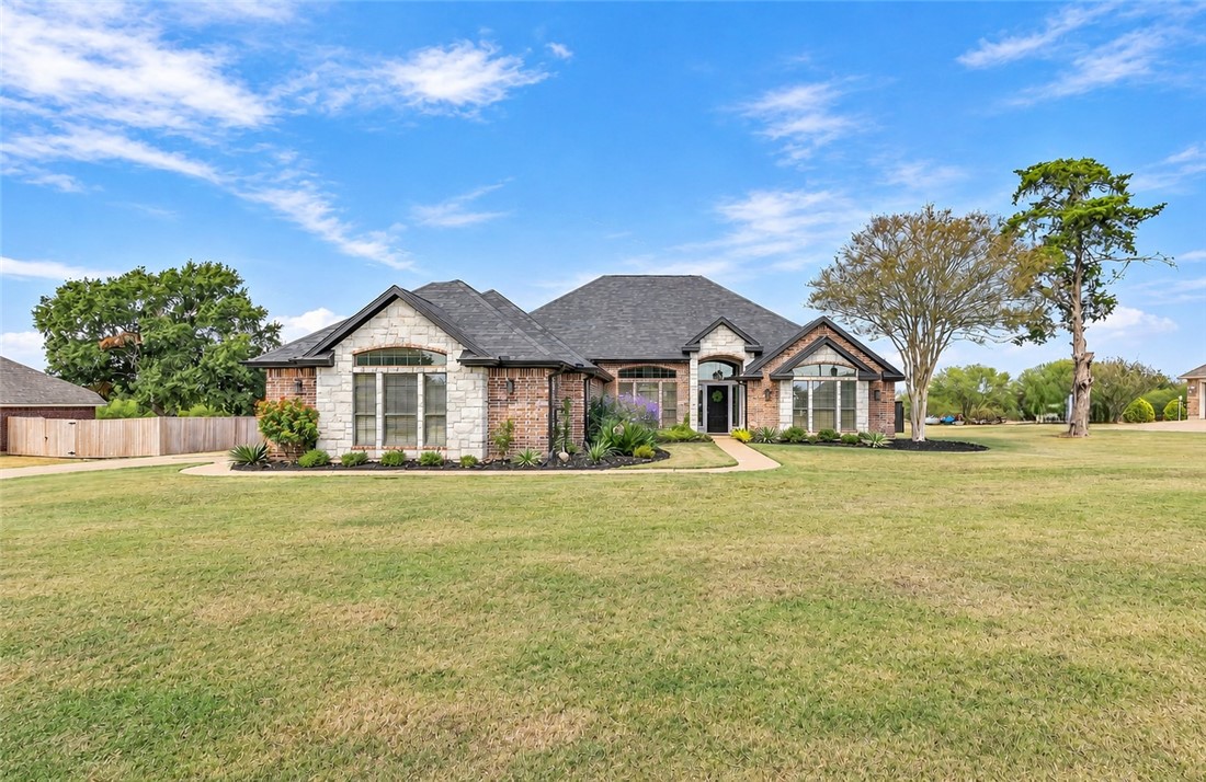 4021 Austins Estates Drive — photo