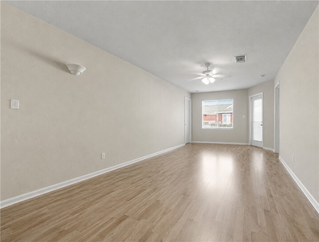 529 Southwest Parkway 301 — photo