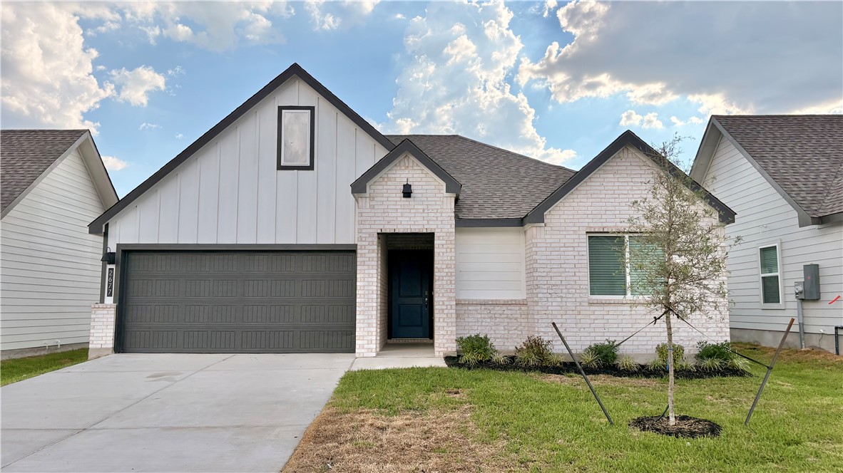 2677 Fremont Court — photo