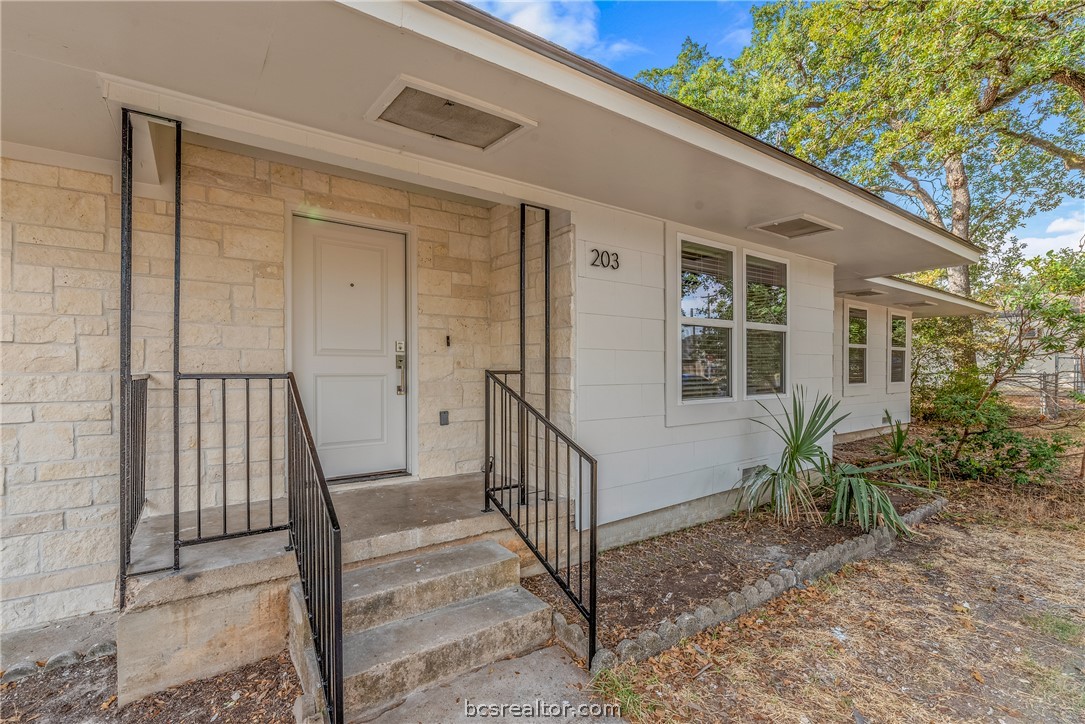 203 Dunn Street — photo