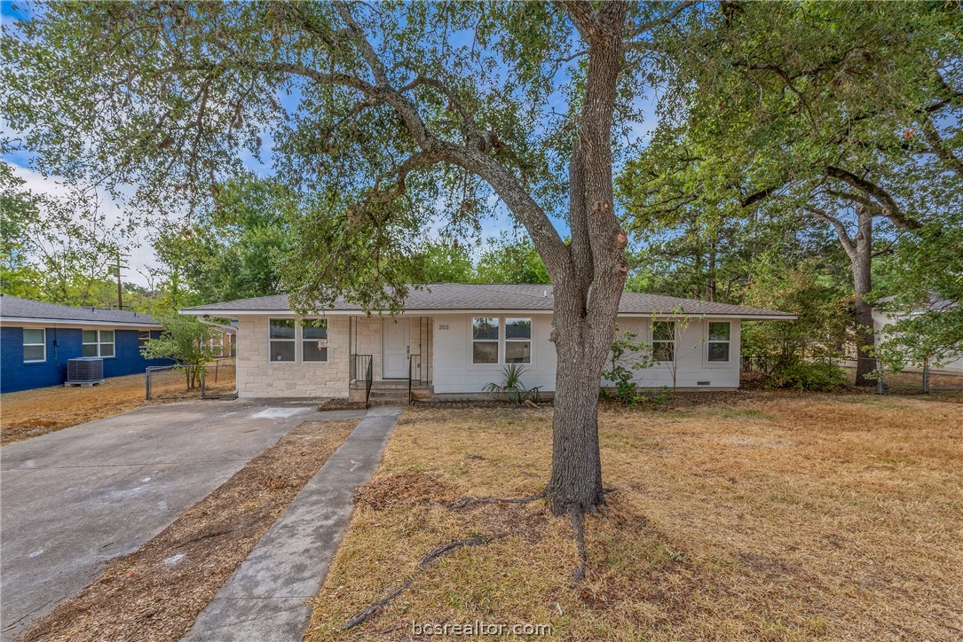 203 Dunn Street, Bryan, TX 77801 — photo 2