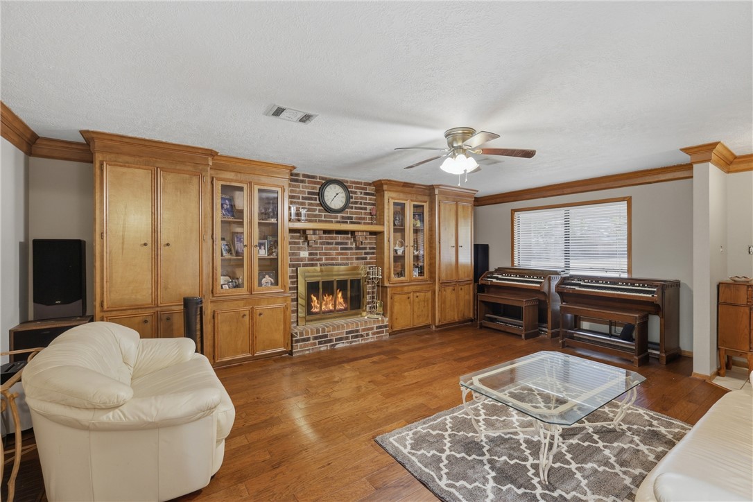 4217 Warwick Lane, Bryan, TX 77802 — photo 3