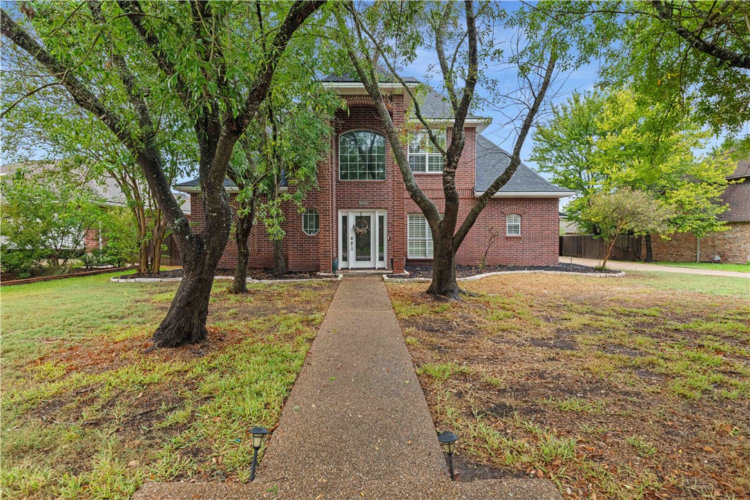 9208 Riverstone Court — photo